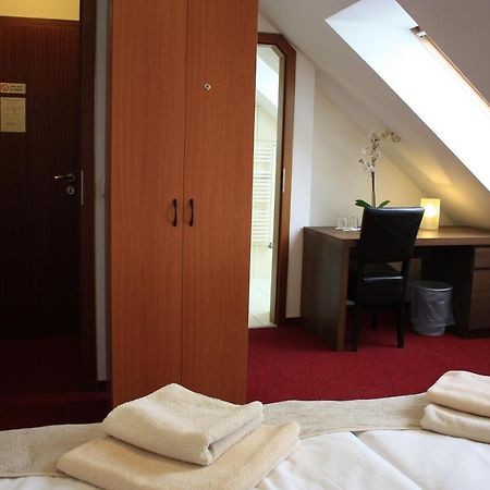 Hotel Premier Trnava Exterior foto