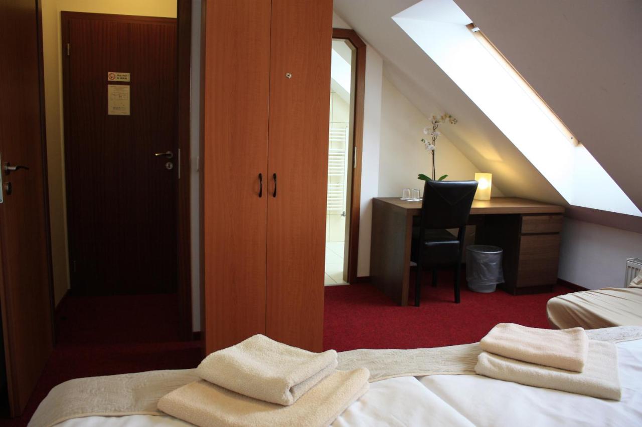 Hotel Premier Trnava Exterior foto