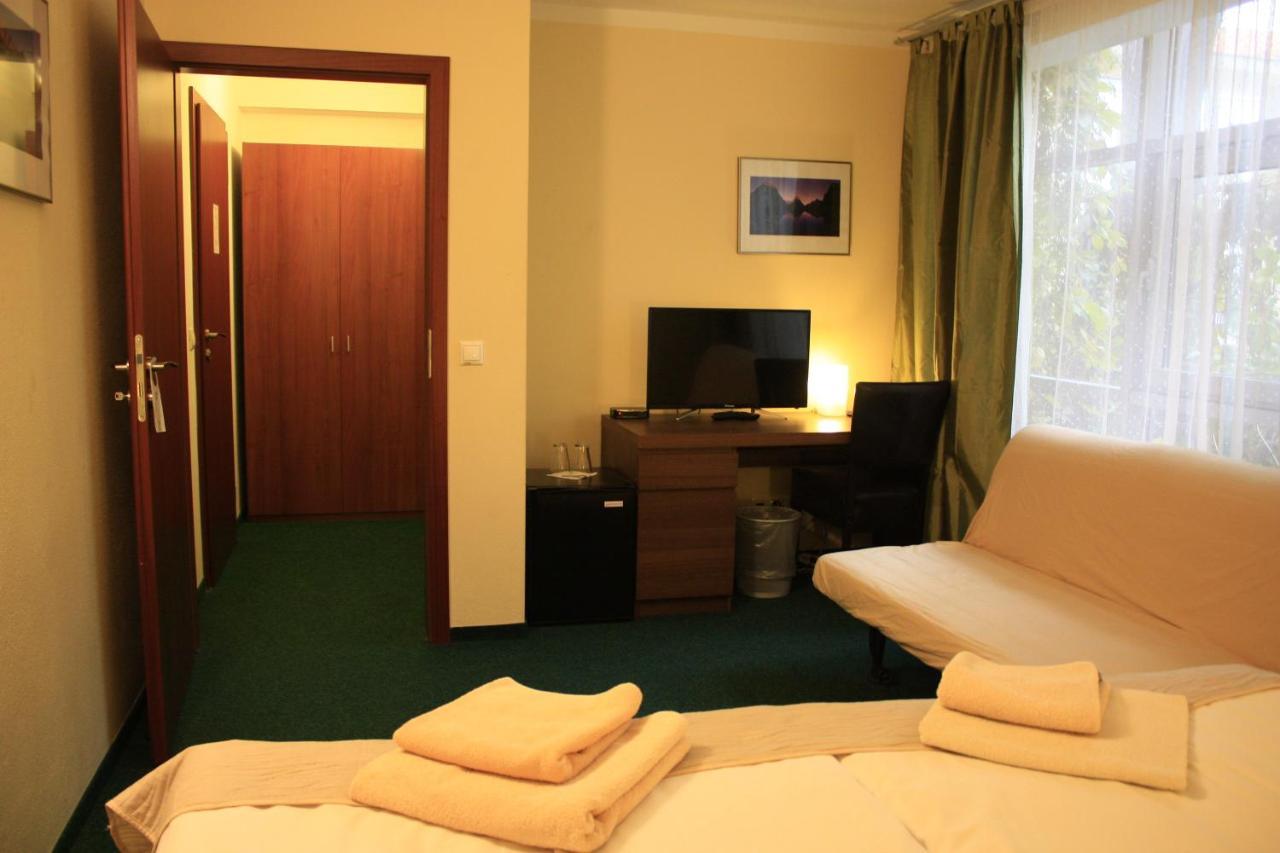 Hotel Premier Trnava Exterior foto